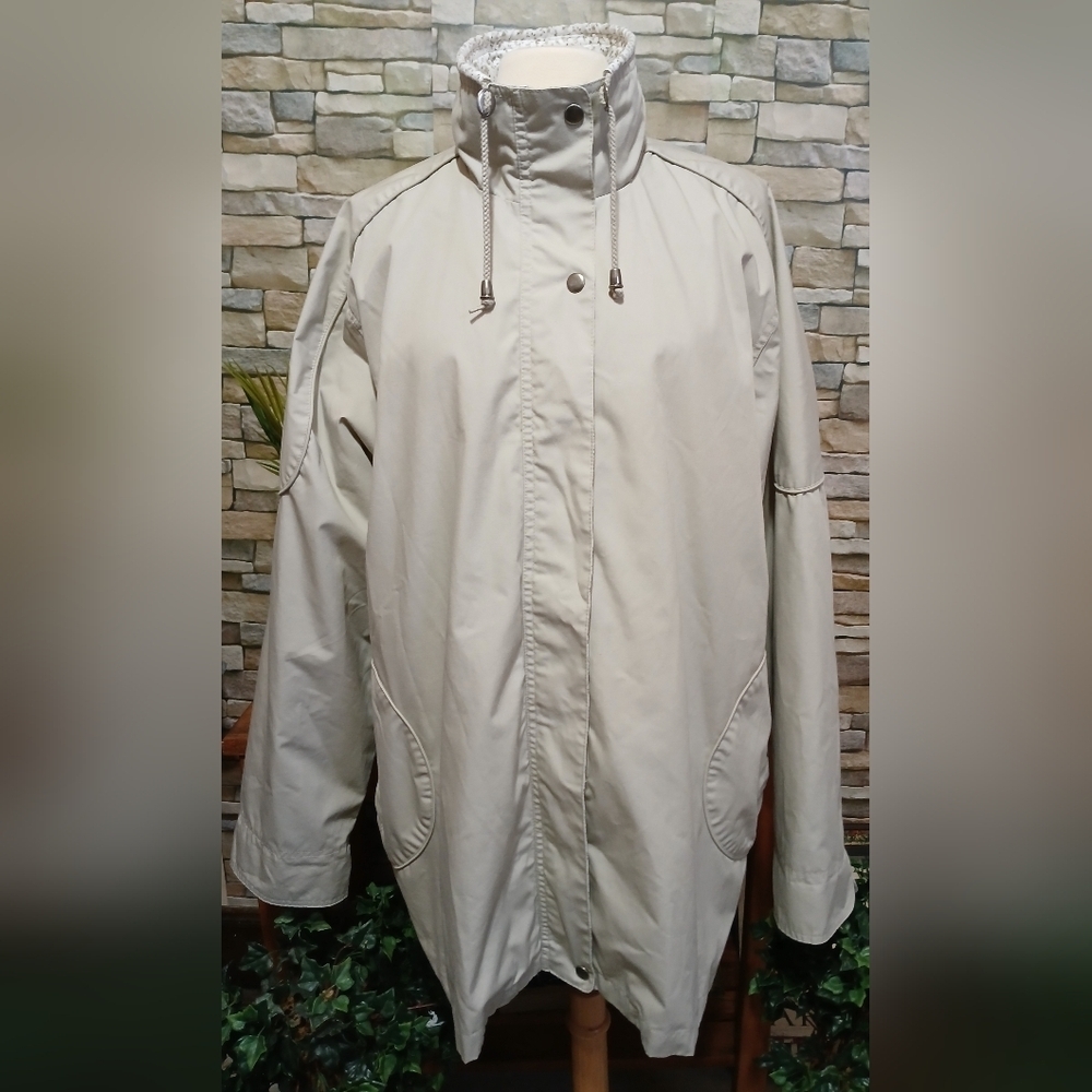 Blair Beige Windbreaker Jacket w/Floral Print 2X‎ Cottagecore